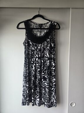 Enfocus Studio Black & White Floral Crochet Neck Mini Dress